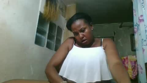 olyvienne90 online show from 28, 11, 2025