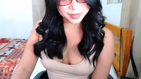 Snapshot of omariaennaid chatting on 12, 12, 2024 Angel online show from 12, 12, 2024