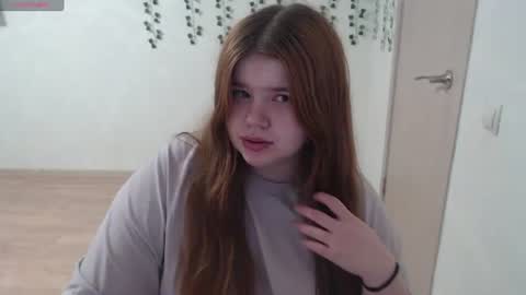  MellY  online show from 10, 6, 2026