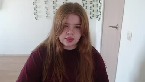 Snapshot of omellyoo chatting on 28, 7, 2026 MellY online show from 28, 7, 2026