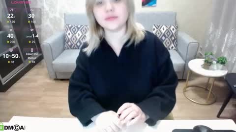 Snapshot of omg_itsperfect chatting on 13, 11, 2025 Fina online show from 13, 11, 2025