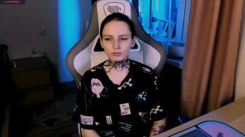 on_yxxx online show from 21, 12, 2024