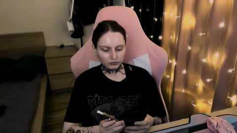 on_yxxx online show from 2, 10, 2025