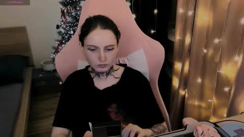 on_yxxx online show from 18, 12, 2025