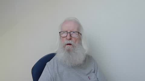 Snapshot of onanister chatting on 18, 3, 2026 Somewhere over the rainbow online show from 18, 3, 2026