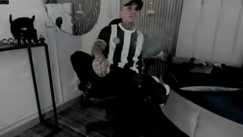 Snapshot of onceagain97_ chatting on 25, 6, 2026 ... online show from 25, 6, 2026