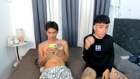 Snapshot of one_and_only_me04 chatting on 21, 4, 2026 one_and_only_me04 online show from 21, 4, 2026