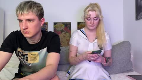 couple Lu sexy chick in middle and Jimmyblonde our friend Brianglasses online show from 5, 3, 2025