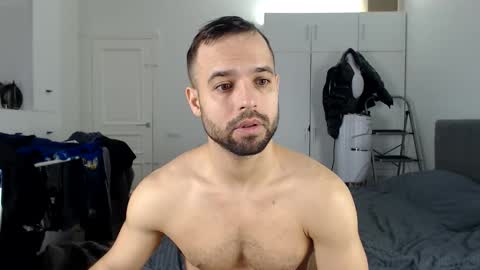 Snapshot of onebestlover chatting on 9, 1, 2026 onebestlover online show from 9, 1, 2026