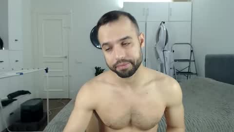 Snapshot of onebestlover chatting on 11, 1, 2026 onebestlover online show from 11, 1, 2026