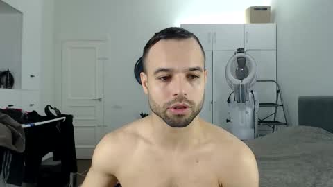 Snapshot of onebestlover chatting on 13, 1, 2026 onebestlover online show from 13, 1, 2026