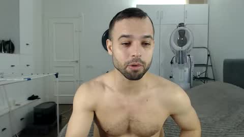 Snapshot of onebestlover chatting on 14, 1, 2026 onebestlover online show from 14, 1, 2026