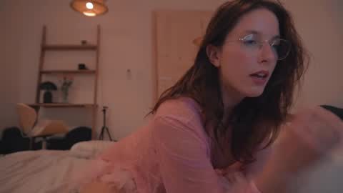 Snapshot of onelittlemermaid chatting on 14, 2, 2025 Ariel online show from 14, 2, 2025