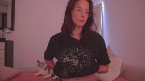 Snapshot of onelittlemermaid chatting on 15, 4, 2026 Ariel online show from 15, 4, 2026