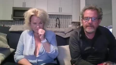 couple mature milf bigboobs curvy mommydaddy online show from 22, 2, 2025
