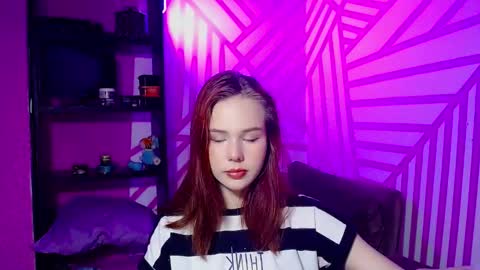 Snapshot of onessandra chatting on 23, 9, 2025 onessandra online show from 23, 9, 2025