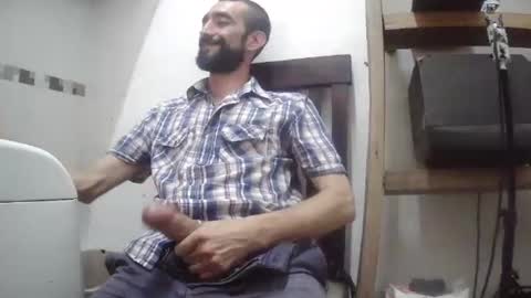 Snapshot of onfirebigman chatting on 3, 1, 2025 Giorgeo Armani online show from 3, 1, 2025