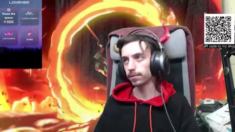 Snapshot of oni_hoshi chatting on 9, 3, 2025 Oni hoshi online show from 9, 3, 2025