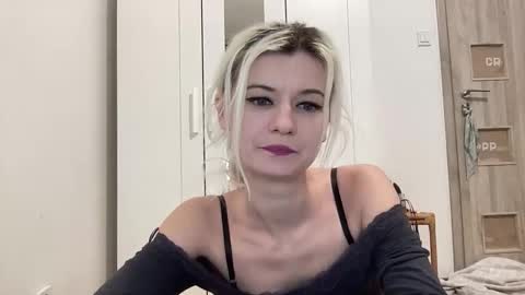 Snapshot of onika_cox chatting on 3, 3, 2026 Onika online show from 3, 3, 2026