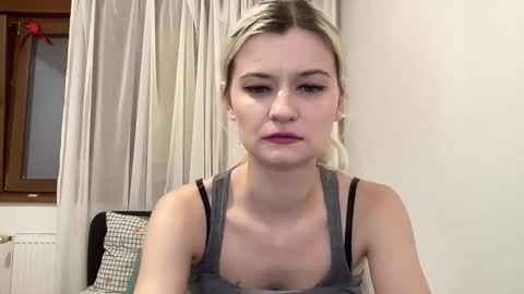 Snapshot of onika_cox chatting on 14, 3, 2026 Onika online show from 14, 3, 2026