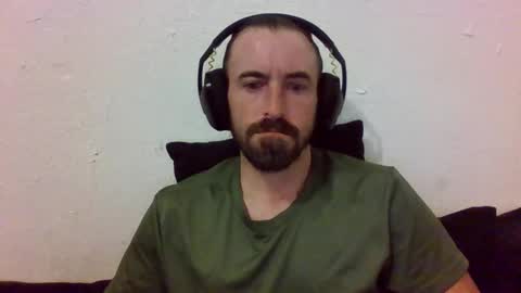 Snapshot of oniyoshiken chatting on 26, 10, 2025 oniyoshiken online show from 26, 10, 2025