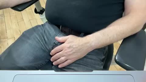 onlocationnyc online show from 5, 2, 2026