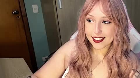 Snapshot of onlyferdiz chatting on 23, 12, 2025 OnlyFerdiz online show from 23, 12, 2025