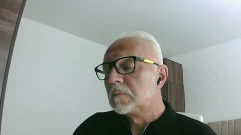 Snapshot of onlyfunwithyou chatting on 28, 4, 2026 Onlyfunwithyou online show from 28, 4, 2026