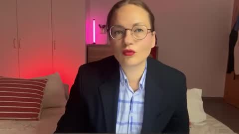 Snapshot of onlylike chatting on 15, 7, 2026 The cutest model on this site online show from 15, 7, 2026