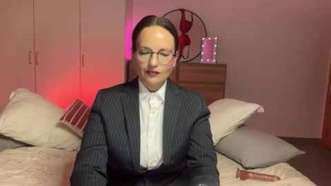 Snapshot of onlylike chatting on 23, 7, 2026 The cutest model on this site online show from 23, 7, 2026
