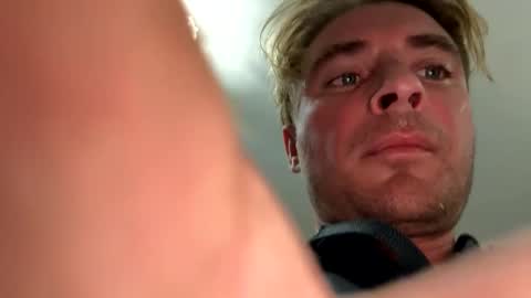 Snapshot of onlyloveyoutwice2016 chatting on 31, 10, 2025 onlyloveyoutwice2016 online show from 31, 10, 2025