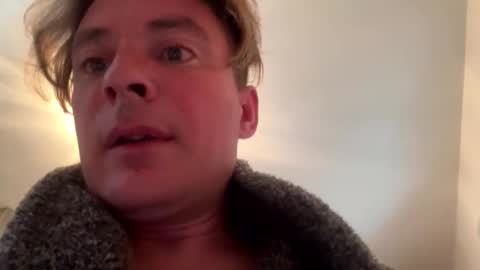 Snapshot of onlyloveyoutwice2016 chatting on 21, 3, 2026 onlyloveyoutwice2016 online show from 21, 3, 2026