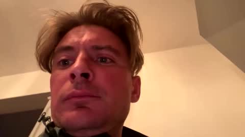 Snapshot of onlyloveyoutwice2016 chatting on 4, 4, 2026 onlyloveyoutwice2016 online show from 4, 4, 2026