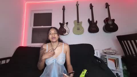 Snapshot of onlystrings chatting on 8, 2, 2025 Duo online show from 8, 2, 2025