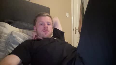 Snapshot of onnmyownface chatting on 9, 3, 2026 onnmyownface online show from 9, 3, 2026