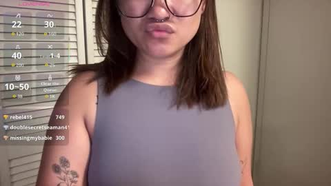 Miss Girly online show from 11, 11, 2025