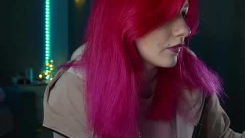 Snapshot of ooliviaa chatting on 17, 12, 2025 Hannah online show from 17, 12, 2025