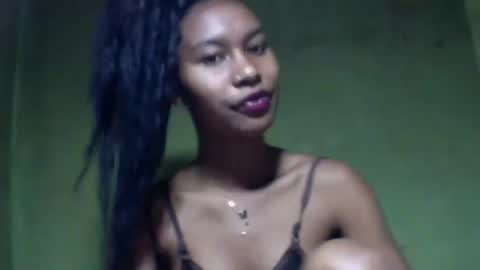 Snapshot of oolyette chatting on 17, 9, 2025 oolyette online show from 17, 9, 2025