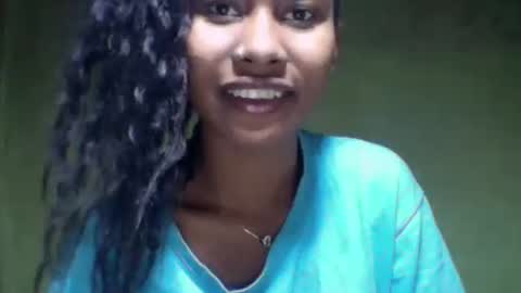 Snapshot of oolyette chatting on 1, 10, 2025 oolyette online show from 1, 10, 2025