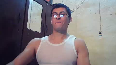 Snapshot of oomaurooo chatting on 14, 1, 2026 oomaurooo online show from 14, 1, 2026