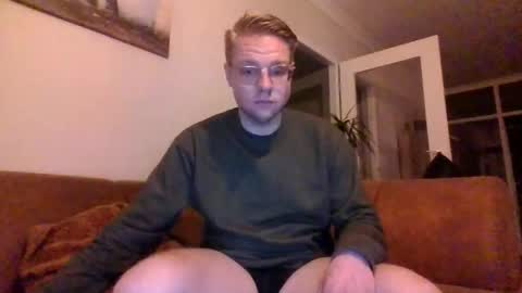 Snapshot of oook5 chatting on 17, 11, 2025 oook5 online show from 17, 11, 2025