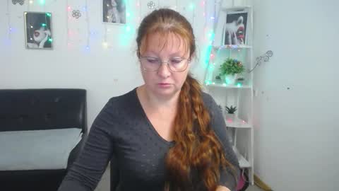 Snapshot of oovanessahotts chatting on 15, 9, 2025 Vanessa online show from 15, 9, 2025