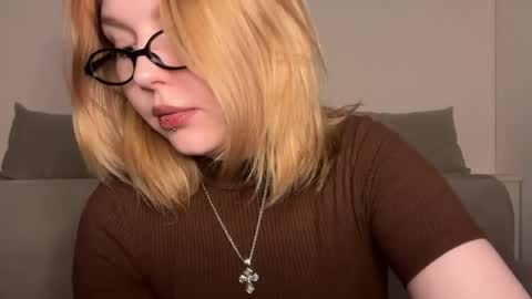 Snapshot of opheliaritz chatting on 24, 4, 2026 Ophelia online show from 24, 4, 2026