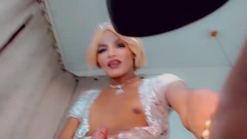 Snapshot of oriana_braom chatting on 28, 1, 2025 Oriana braom online show from 28, 1, 2025