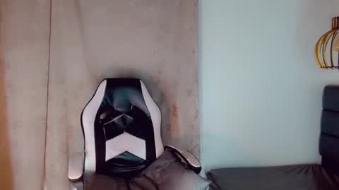 Snapshot of oriana_braom chatting on 25, 2, 2025 Oriana braom online show from 25, 2, 2025