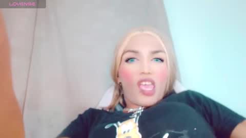 Snapshot of oriana_braom chatting on 26, 2, 2025 Oriana braom online show from 26, 2, 2025