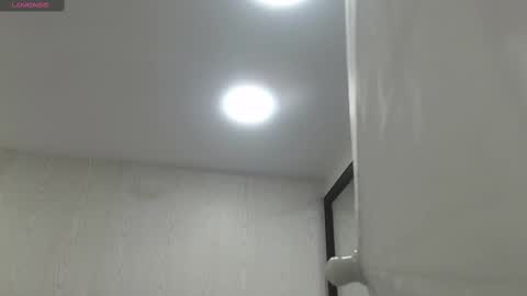 Miss Guzman  online show from 28, 2, 2025