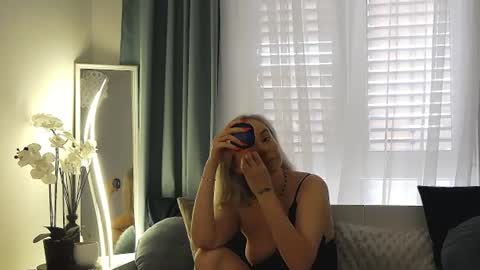 orianawade online show from 13, 7, 2026