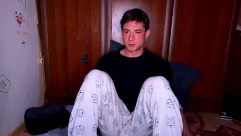 Snapshot of origamicat chatting on 12, 9, 2025 origamicat online show from 12, 9, 2025