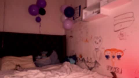 Snapshot of origamicat chatting on 7, 10, 2025 origamicat online show from 7, 10, 2025